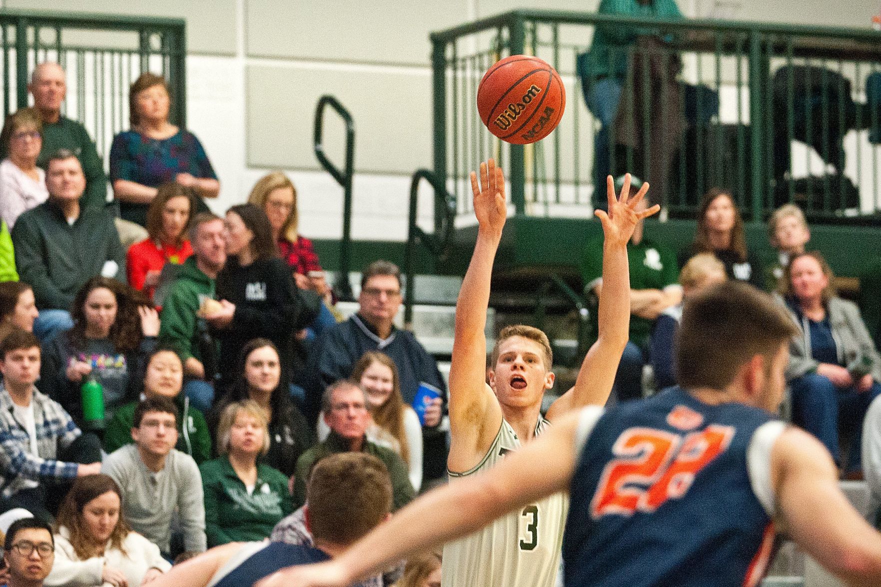 020220-blm-spt-17iwuhoops